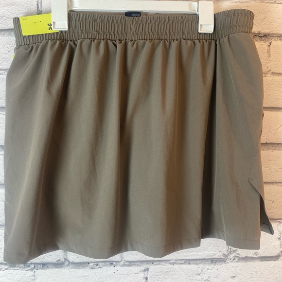 All In Motion Tan Stretch Active Skort size Large NWT Gym Shorts - Picture 9 of 11